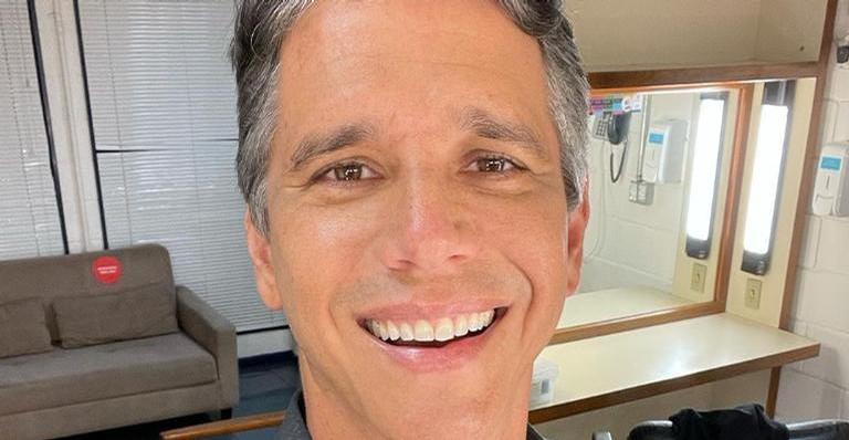 Marcio Garcia surge fazendo ioga na web: ”O mais importante é a busca do equilíbrio”