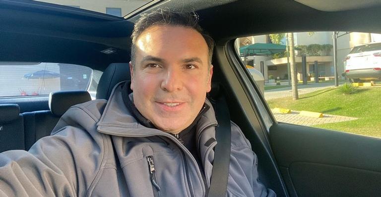 Reinaldo Gottino completa 44 anos e ganha café da manhã especial dos filhos