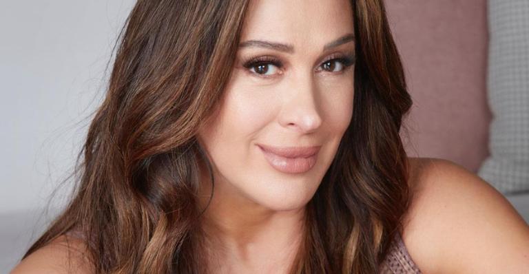 Claudia Raia celebra estreia de ‘Roque Santeiro’ no Globoplay: ”Foi minha primeira novela!”