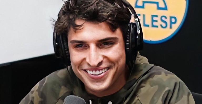 Felipe Prior impressiona a web ao publicar clique ousado