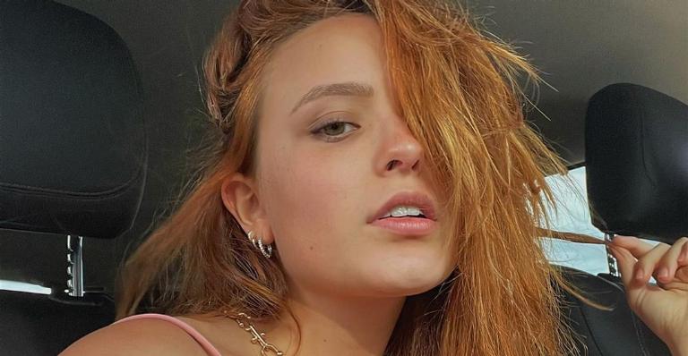 Larissa Manoela chega em Las Vegas e curte noite na cidade em grande estilo