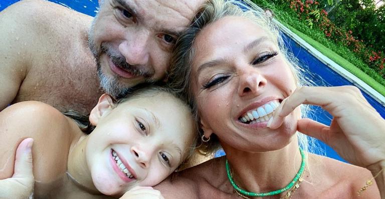Adriane Galisteu se derrete ao receber a visita de seu filho durante as gravações do Power Couple: “My Love!”
