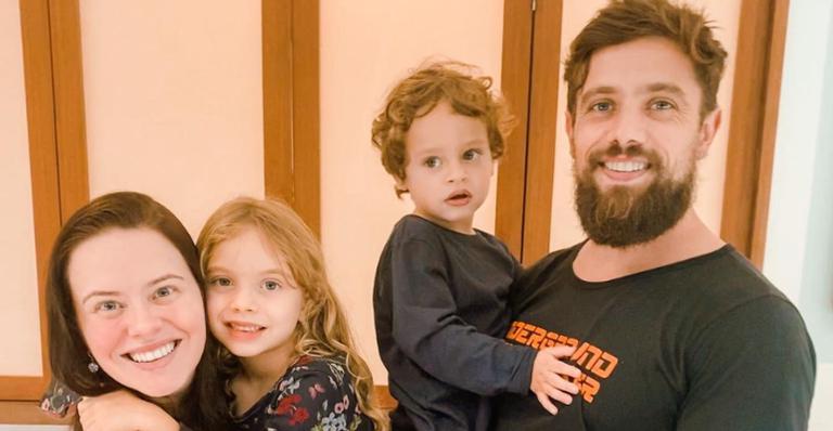 Mari Bridi agita a web ao malhar na companhia do marido, Rafael Cardoso