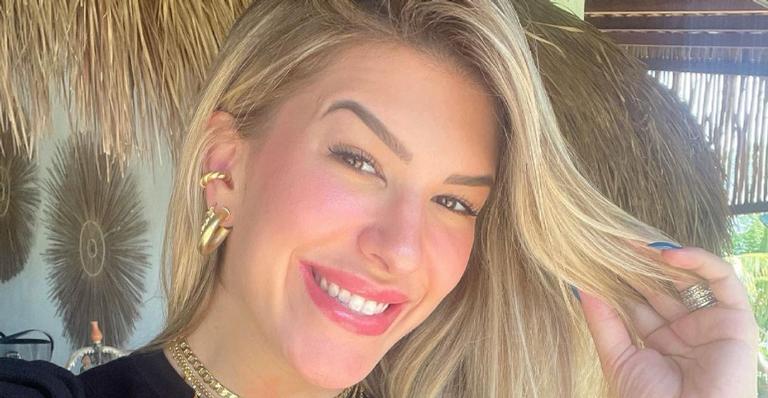Grávida da primeira filha, Lore Improta visita a avó: ”Sétima bisneta para ela conhecer”