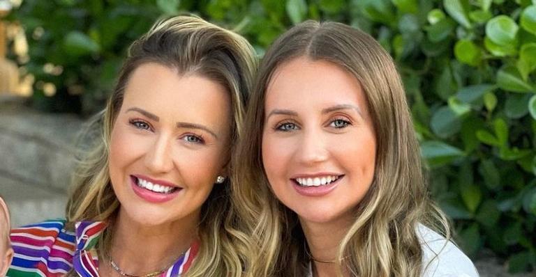 Ana Paula Siebert e a irmã recriam clique de 1991 e encantam as redes sociais