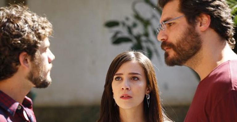 Rodrigo e Lúcio se enfrentam na novela ‘A Vida da Gente’