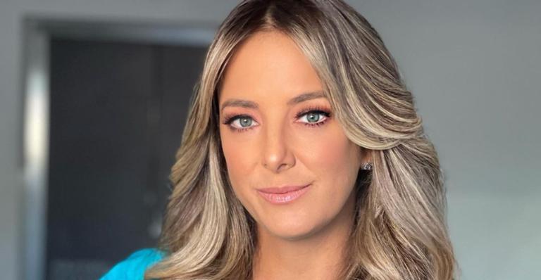 Ticiane Pinheiro combina look e maquiagem ao apostar em visual cor de rosa