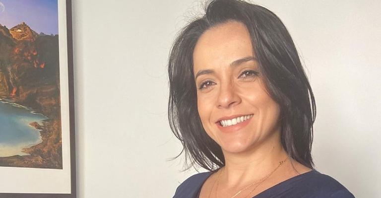 Izabella Camargo posta clique com a filha recém-nascida: ”15 dias de Angelina”