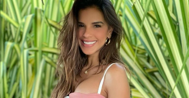 Mariana Rios celebra ao ser vacinada contra a Covid-19 e dispara: ”Só agradecer”