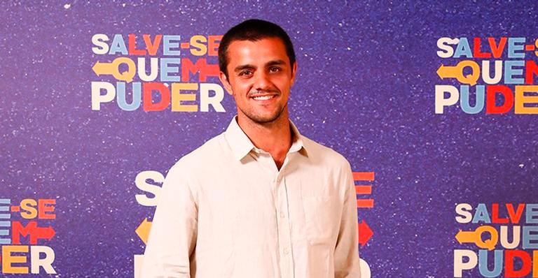 No ar em ‘Salve-se Quem Puder’, Felipe Simas deixa a TV Globo