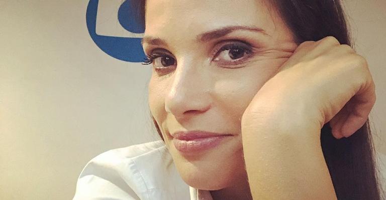 Sabina Simonato relembra gravidez e se declara para filha: ”Meu sonho virou realidade”