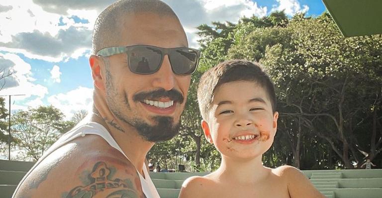 Fernando Medeiros desabafa após dificuldade com o filho: ”Estou me sentindo um lixo”