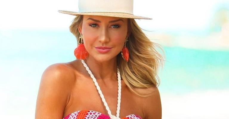 Ana Paula Siebert aposta em look grifado de quase R$14 mil em dia de praia na República Dominicana