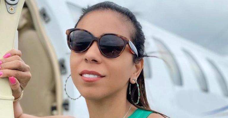 Em Mykonos, Belle Silva toma sol de biquíni e ostenta shape sequinho: ”Que corpo é esse?”