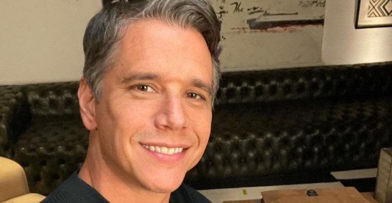 Márcio Garcia passa dia coladinho com o filho e seu cachorro: ”Vontade de eternizar”