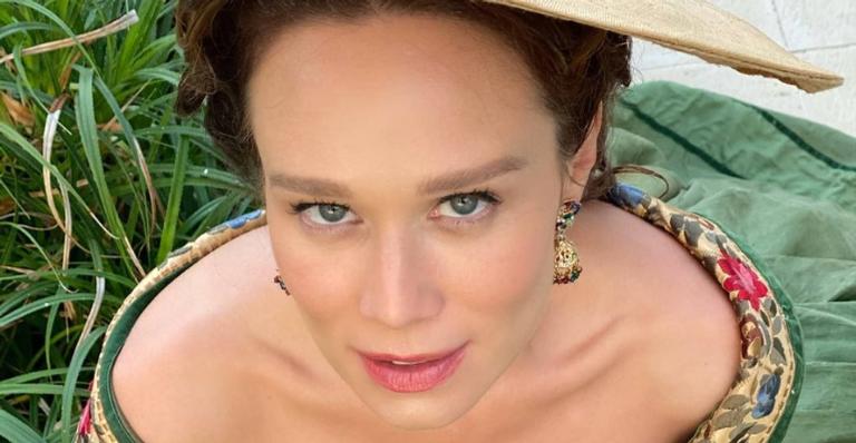 Mariana Ximenes exibe bastidores de ‘Nos Tempos do Imperador’ e brinca: ”Condessa foi a praia!”