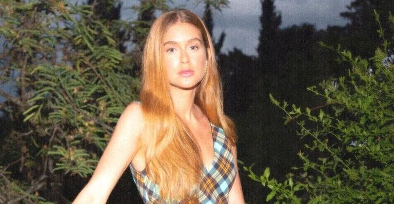Marina Ruy Barbosa escolhe vestido deslumbrante justinho e exibe curvas esculturais: ”Deusa”