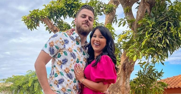 Natália Toscano posta cliques românticos com o marido, Zé Neto: ”Meu amô”