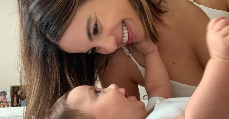Sthefany Brito encanta ao combinar look com o filho: ”Que coisa linda”