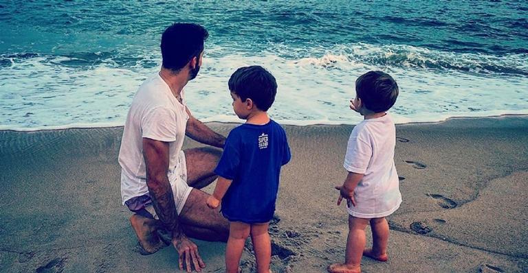 Thales Bretas curte os filhos, Romeu e Gael: ”Fim de semana é dedicação exclusiva”