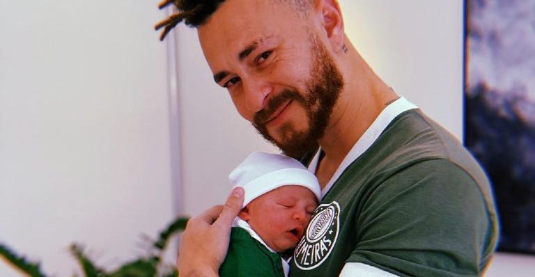 No Dia Nacional do Futebol, Fred escreve carta emocionante para o filho recém-nascido