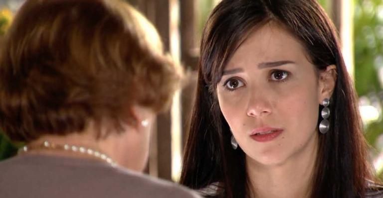 Iná implora para Manuela ajudar Ana em ‘A Vida da Gente’