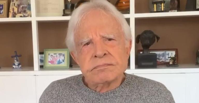 Cid Moreira rompe silêncio e nega demência após processo dos filhos