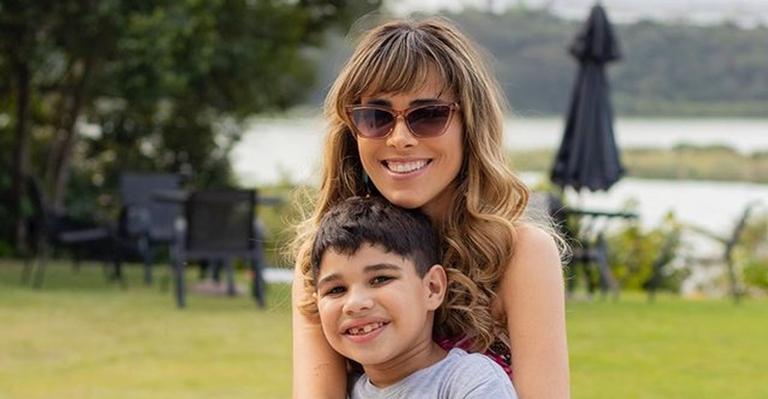 Wanessa Camargo posta clique encantador com o filho e se derrete: ”Sorriso maravilhoso!”