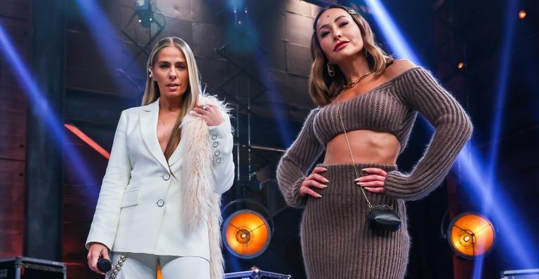 Adriane Galisteu e Sabrina Sato surgem juntas nos bastidores da Record: “Poder feminino!”