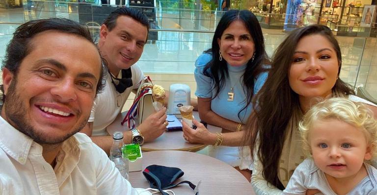 Gretchen se derrete pelo netinho, Bento: ”Boyzinho só na sunga branca!”