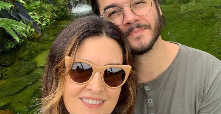 Com o namorado, Fátima Bernades surge em registro de viagem que ficou sem sinal
