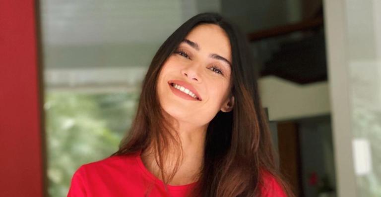 Thaila Ayala recupera gatinho desaparecido e revela dificuldades para resgatá-lo
