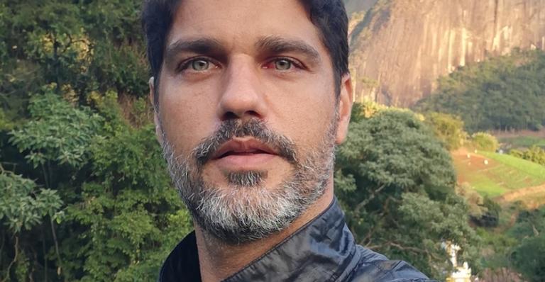 Em Milão, Bruno Cabrerizo compartilha registro em ponto turístico da cidade e deixa web maravilhada