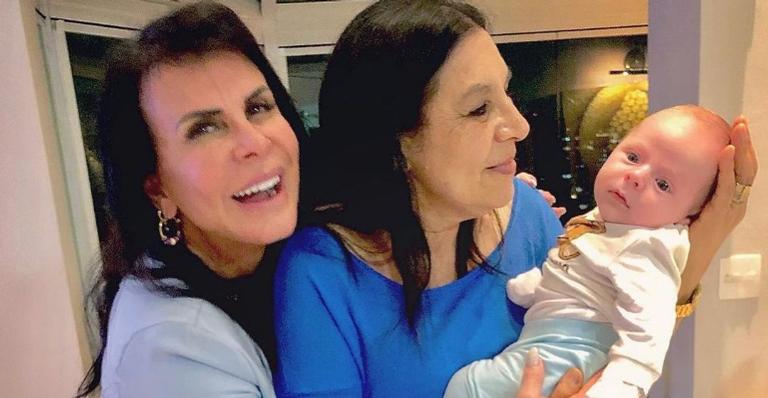Thammy Miranda se declara para a mãe e a sogra: ”Meus amores!”