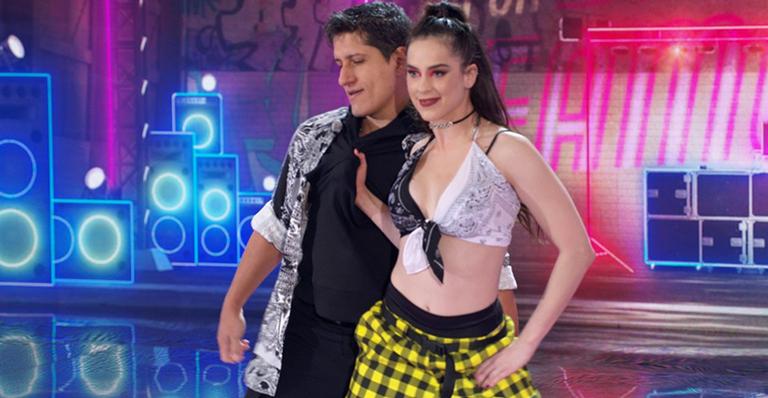 Sophia Abrahão entrega que usou truque para aumentar bumbum na ‘Super Dança’