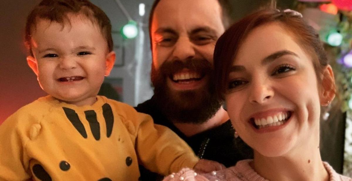 Titi Müller e Tomás Bertoni são vacinados contra a covid-19 e celebram nas redes sociais