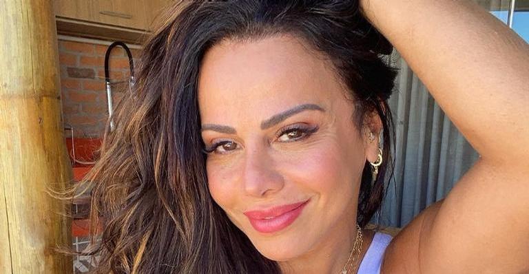Após trocar de professor, Viviane Araújo celebra vitória na ‘Super Dança’