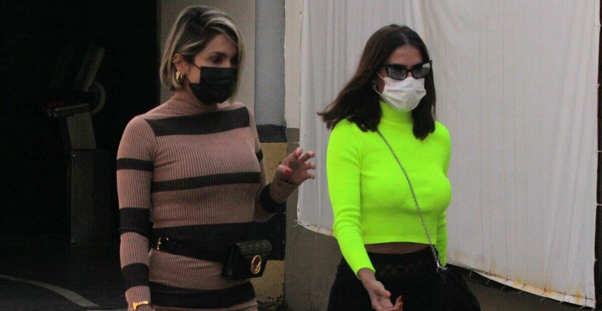 Muito estilosas, Flávia Alessandra e Deborah Secco impressionam ao serem flagradas