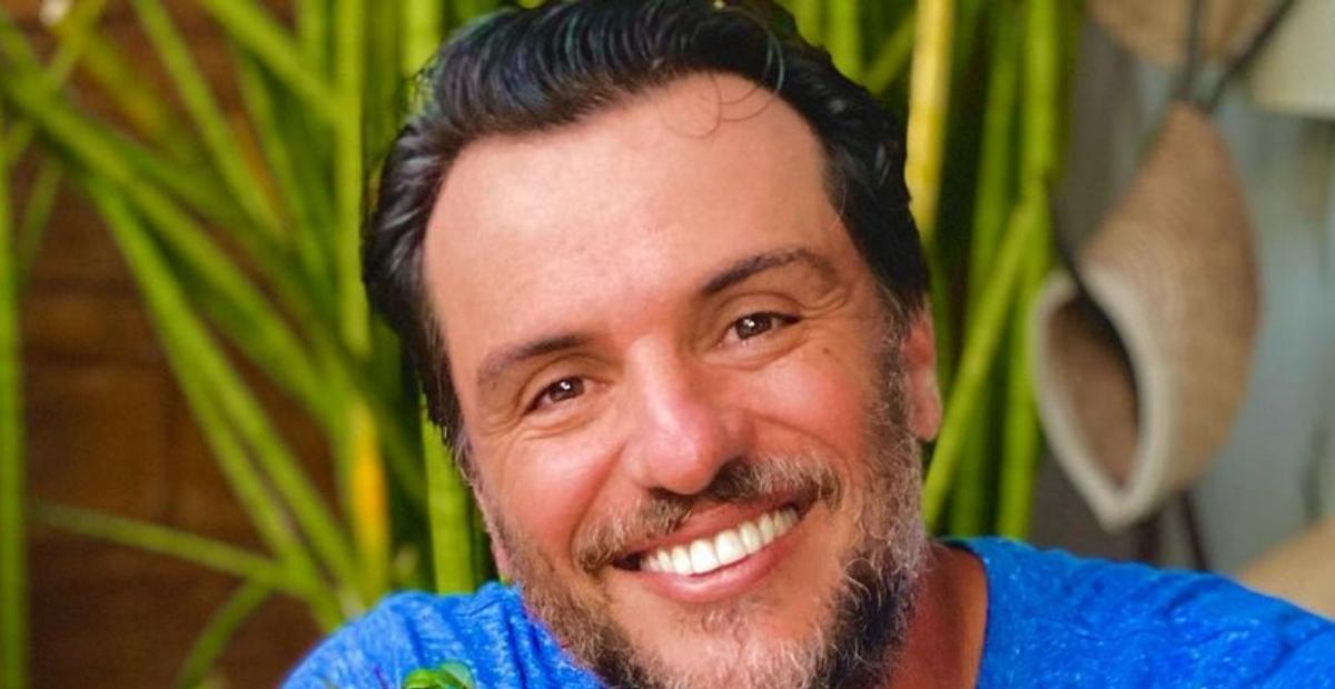 Rodrigo Lombardi relembra dia que carregou a tocha olímpica: ”Momento incrível”
