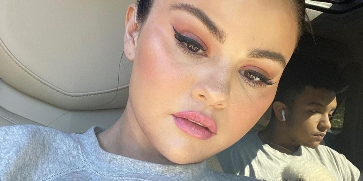 Selena Gomez se revolta com série que fez piada sobre seu transplante de rim: ”Mau gosto”