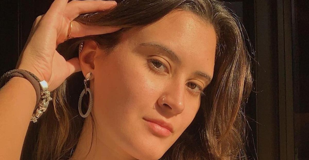 Na Bahia, filha gata de Fátima Bernardes ostenta corpão com biquíni fininho: ”Espetáculo”