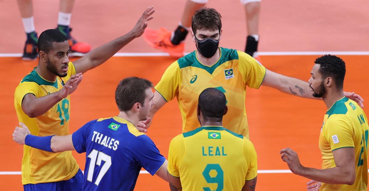 Vôlei masculino leva virada inexplicável contra a Rússia e irá disputar bronze na Olimpíada