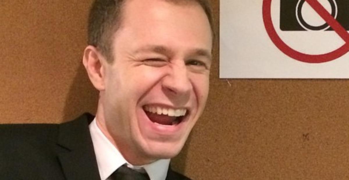 Tiago Leifert comemora ‘Dia dos Pais’ com a filha, Lua, e exibe clique raro