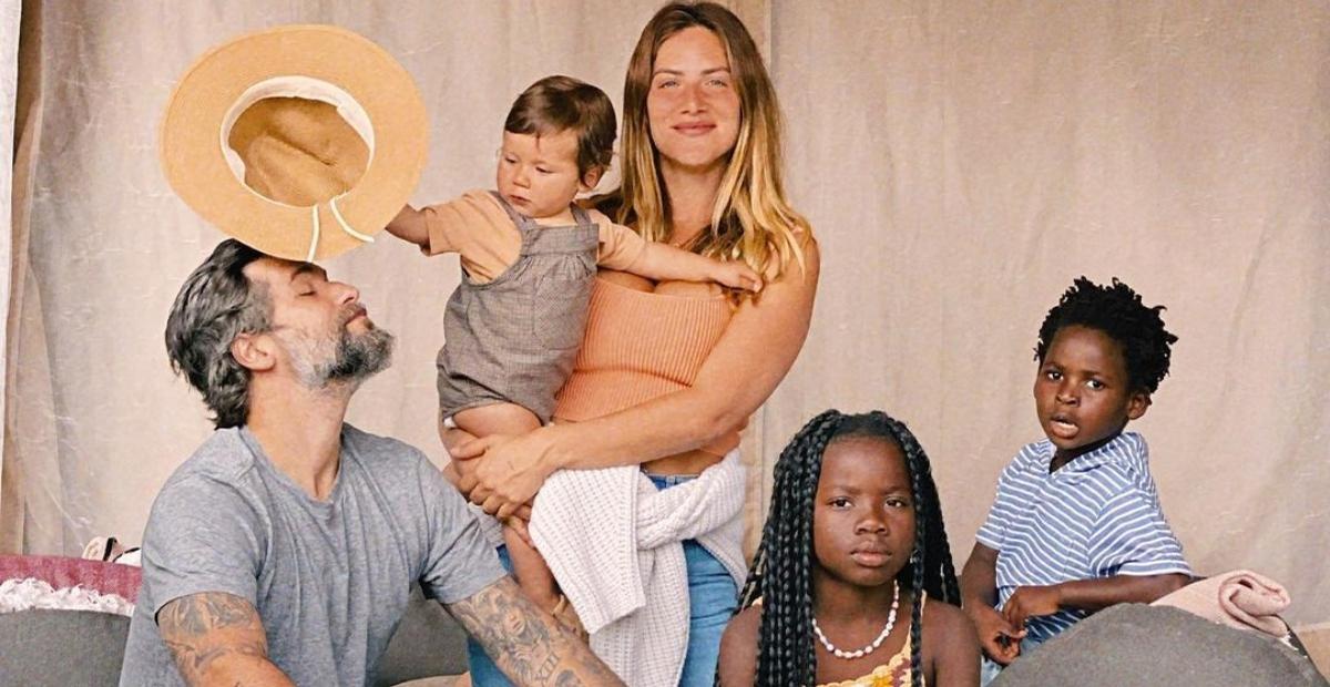 Mãe de três, Giovanna Ewbank não pretende ter mais filhos: ”Não sei se daria conta”