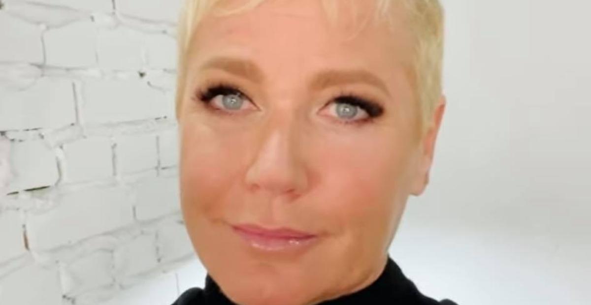 Xuxa Meneghel relembra clique fofo com antigo cachorrinho, Duduzinho