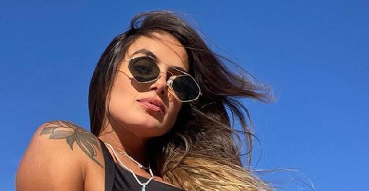 Na Bahia, Carol Peixinho curte dia de sol e ostenta corpão: ”Simplesmente uma sereia”