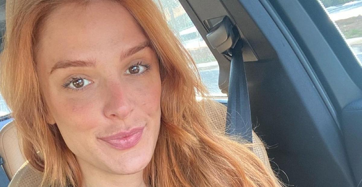 Rafa Brites publica clique de biquíni e brinca: ”Gravidinha sensualizando”