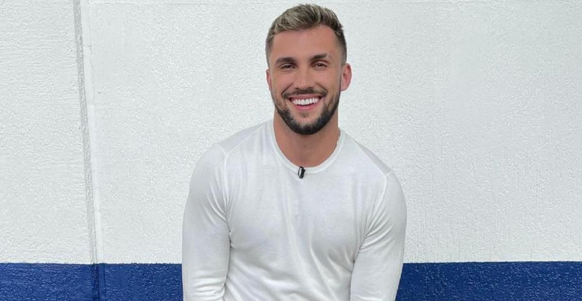 Arthur Picoli toma a segunda dose da vacina contra a covid-19: ”Vacinas salvam vidas!”