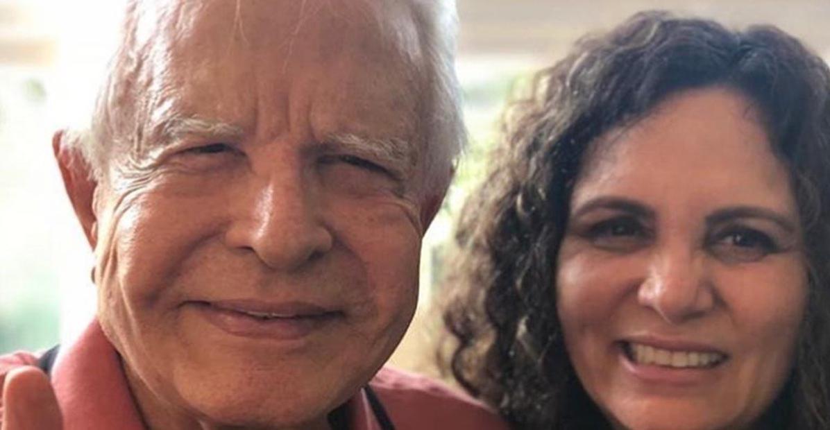 Acusada por filhos de Cid Moreira, esposa do jornalista se manifesta!