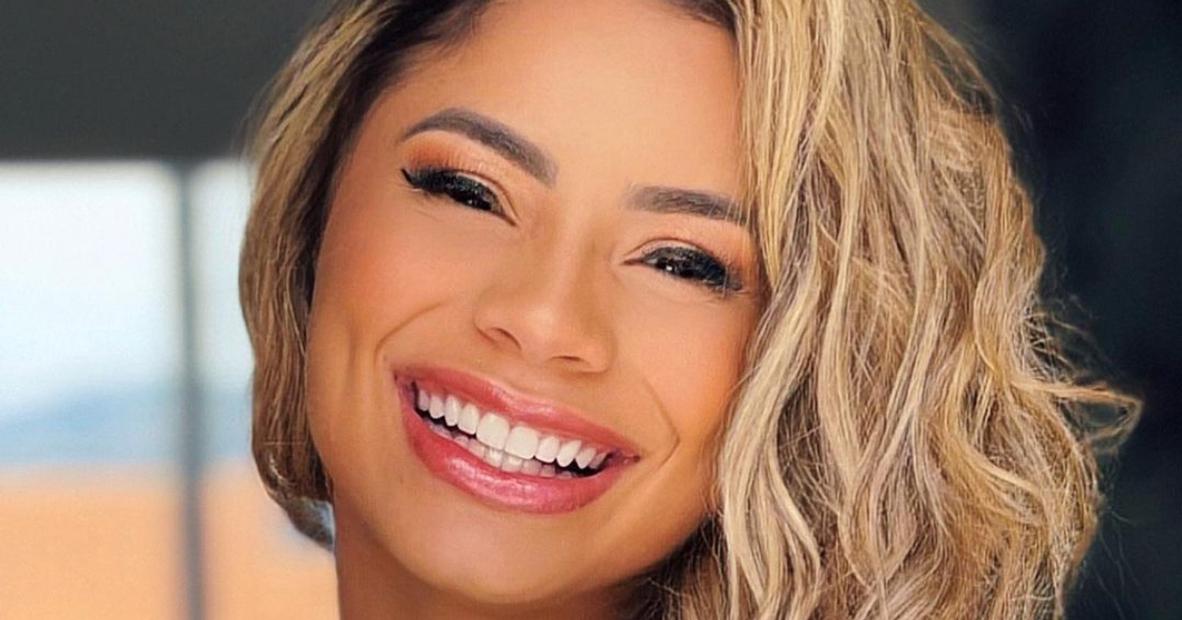 Lexa emana boas energias ao compartilhar uma linda selfie: ”Que nossa sexta seja Mara!”